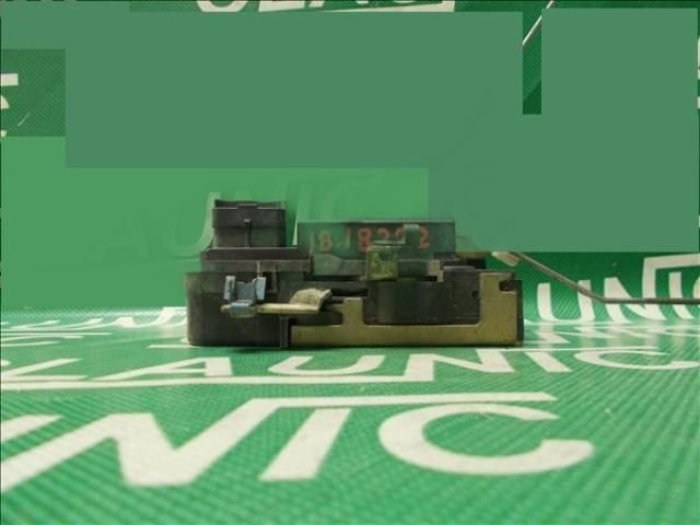 bontott CITROËN BERLINGO Jobb első Ajtózár