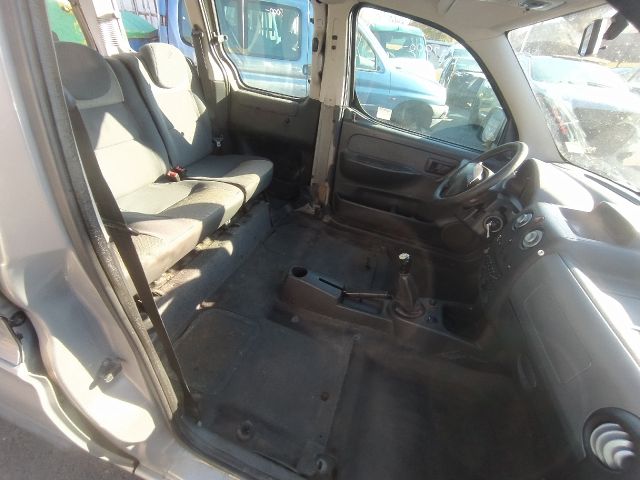 bontott CITROËN BERLINGO Jobb első Alsó Zsanér