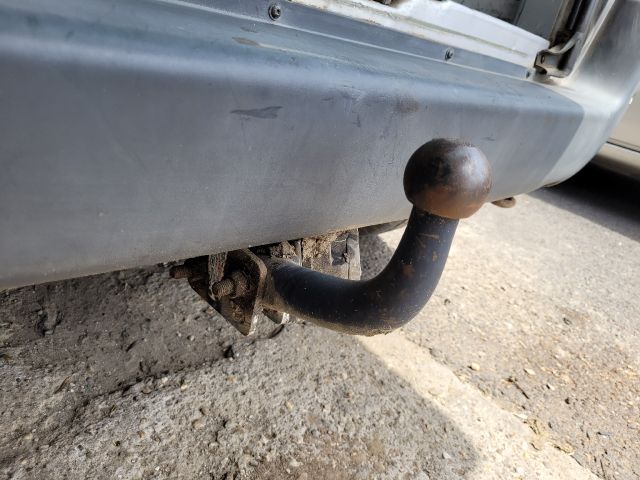 bontott CITROËN BERLINGO Jobb első Dobbetét (Kerékjárati, Műanyag)