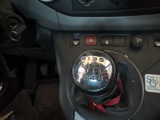 bontott CITROËN BERLINGO Jobb első Fixüveg (Ajtóban)