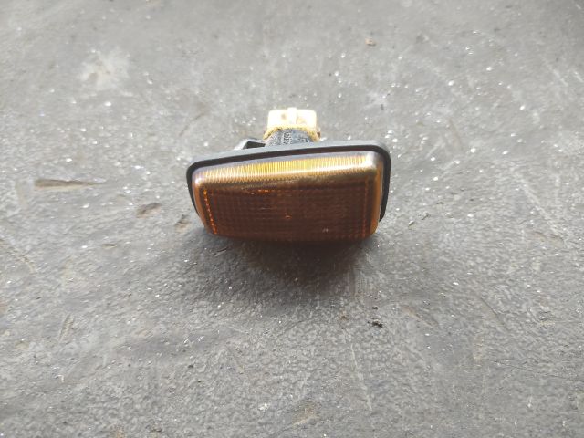 bontott CITROËN BERLINGO Jobb első Sárvédő Irányjelző