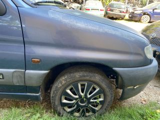 bontott CITROËN BERLINGO Jobb első Sárvédő