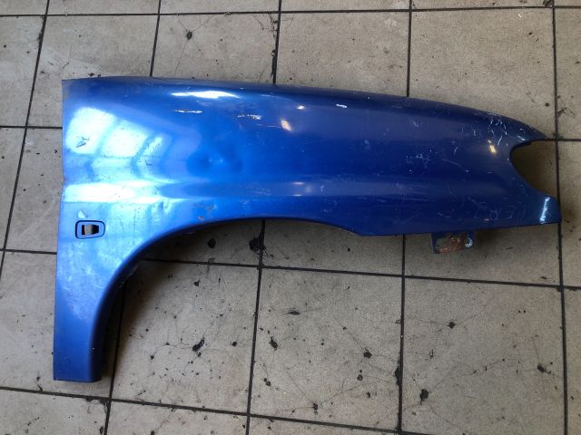 bontott CITROËN BERLINGO Jobb első Sárvédő