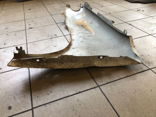 bontott CITROËN BERLINGO Jobb első Sárvédő