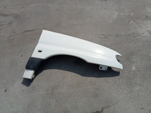 bontott CITROËN BERLINGO Jobb első Sárvédő