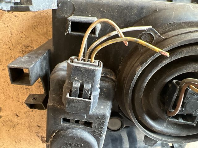 bontott CITROËN BERLINGO Jobb Fényszóró