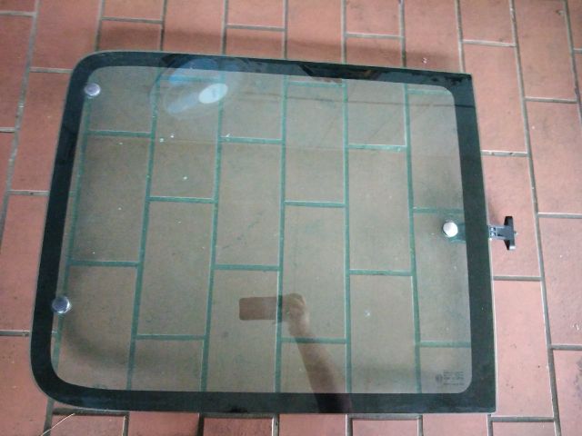 bontott CITROËN BERLINGO Jobb hátsó Ablak