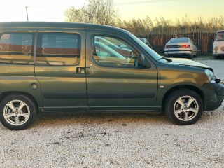 bontott CITROËN BERLINGO Jobb hátsó Ablak