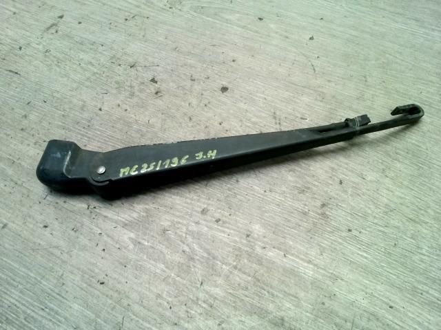 bontott CITROËN BERLINGO Jobb hátsó Ablaktörlő Kar