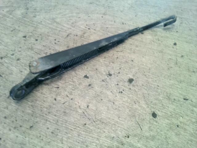 bontott CITROËN BERLINGO Jobb hátsó Ablaktörlő Kar