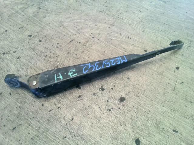 bontott CITROËN BERLINGO Jobb hátsó Ablaktörlő Kar