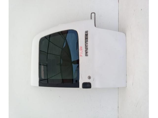 bontott CITROËN BERLINGO Jobb hátsó Ajtó (Részeivel)