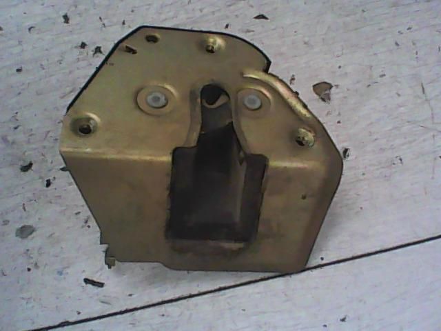 bontott CITROËN BERLINGO Jobb hátsó Ajtózár