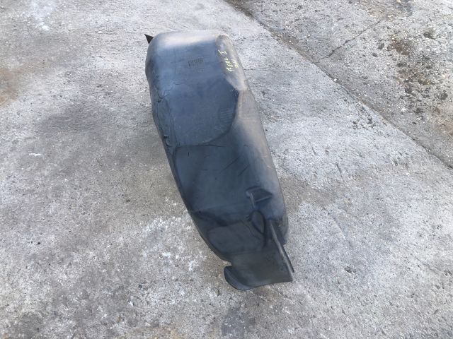 bontott CITROËN BERLINGO Jobb hátsó Dobbetét (Kerékjárati, Műanyag)