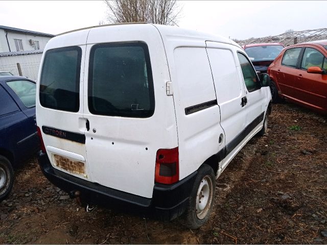 bontott CITROËN BERLINGO Jobb hátsó Felső Zsanér