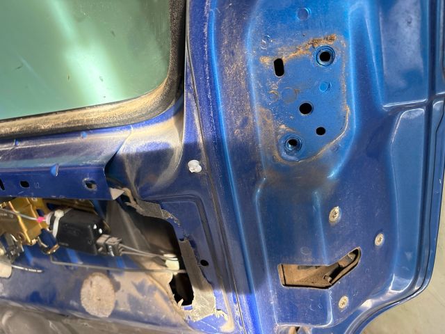 bontott CITROËN BERLINGO Jobb Tolóajtó (Üres lemez)