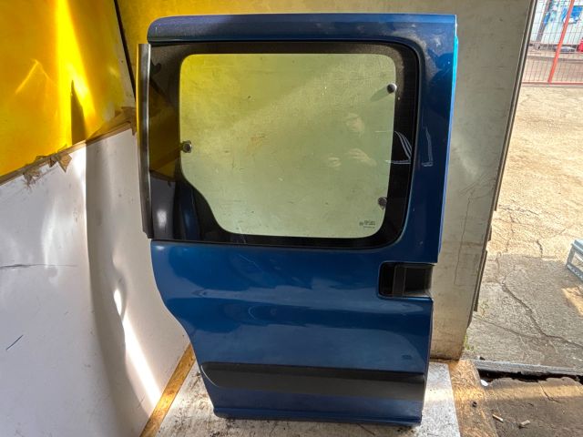 bontott CITROËN BERLINGO Jobb Tolóajtó (Üres lemez)
