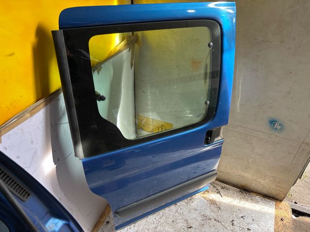 bontott CITROËN BERLINGO Jobb Tolóajtó (Üres lemez)