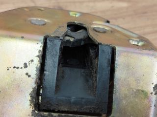 bontott CITROËN BERLINGO Jobb Tolóajtó Zárszerkezet