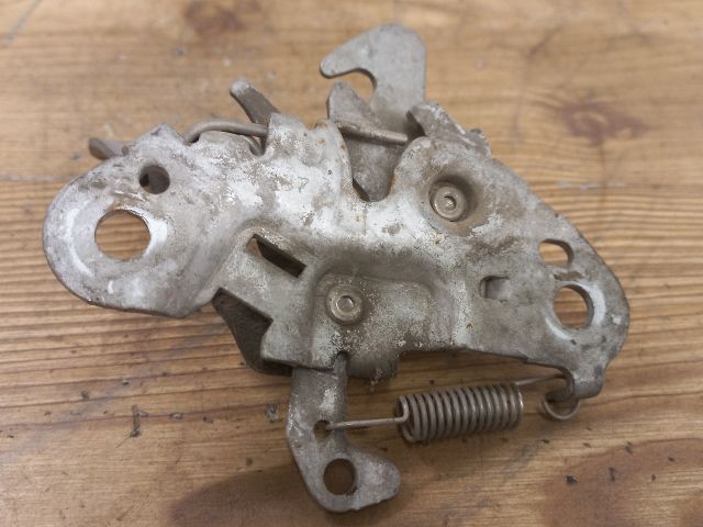 bontott CITROËN BERLINGO Motorháztető Zárszerkezet