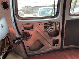 bontott CITROËN BERLINGO Motorháztető Zsanér Pár