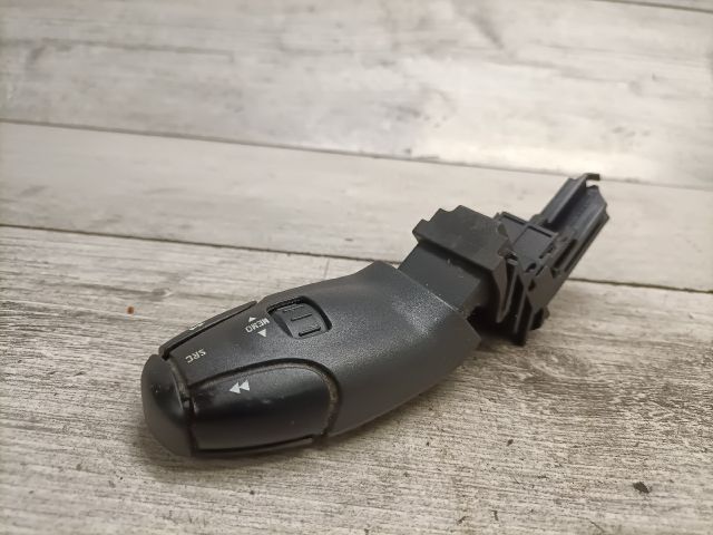 bontott CITROËN BERLINGO Rádió / CD Kapcsoló