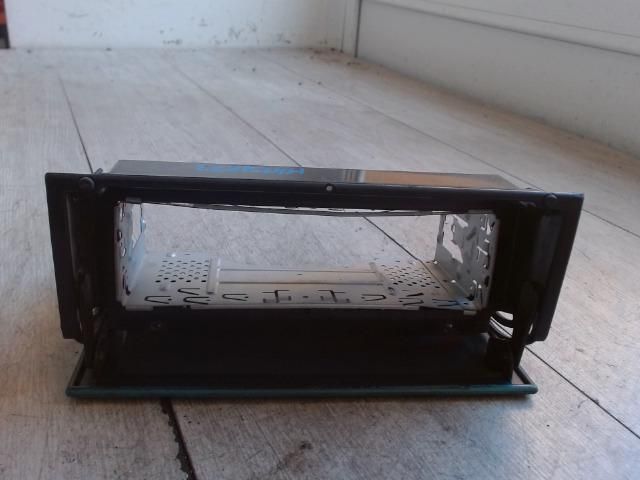 bontott CITROËN BERLINGO Rádió / CD Keret