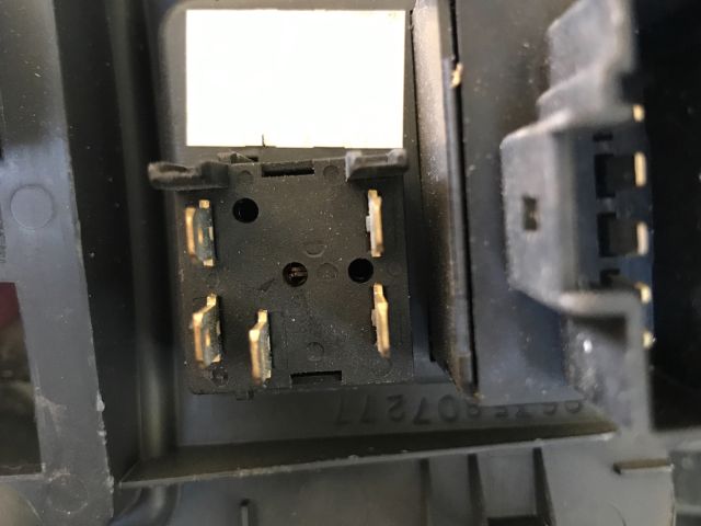 bontott CITROËN BERLINGO Tükör Kapcsoló