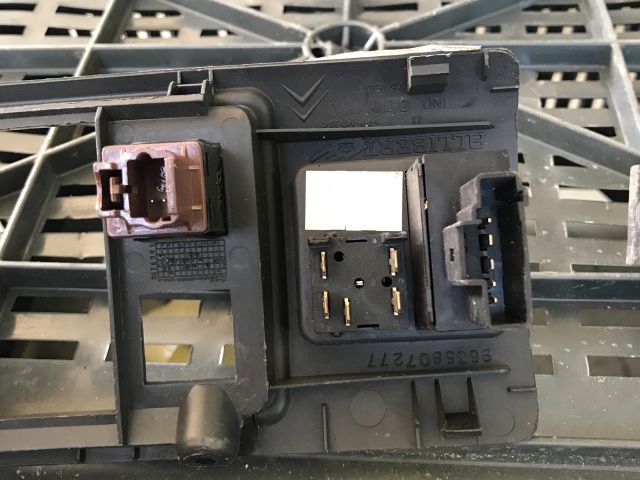 bontott CITROËN BERLINGO Tükör Kapcsoló