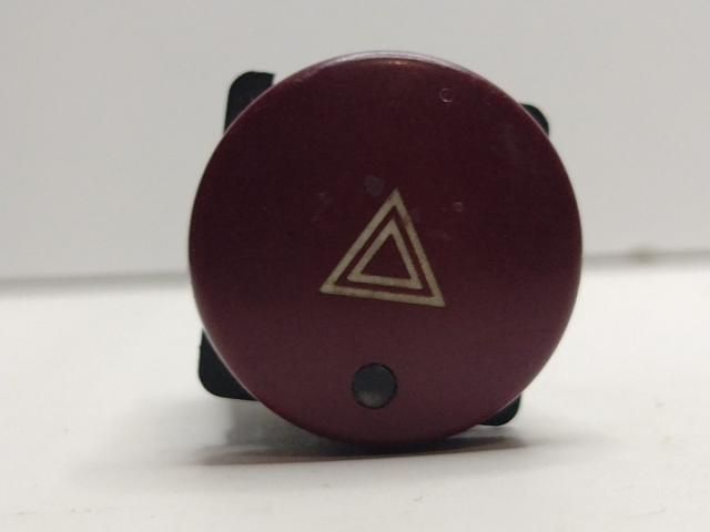 bontott CITROËN BERLINGO Vészvillogó Kapcsoló