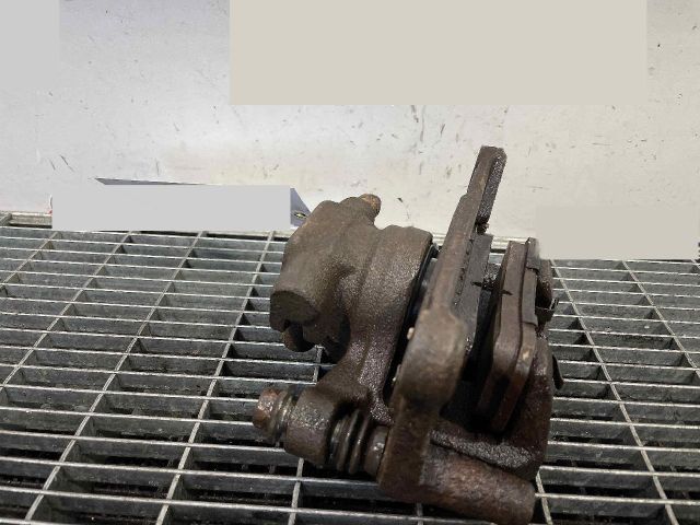 bontott CITROËN C-CROSSER Bal hátsó Féknyereg Munkahengerrel