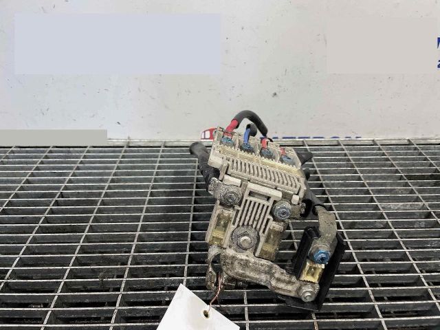 bontott CITROËN C-CROSSER Biztosítéktábla Motortér