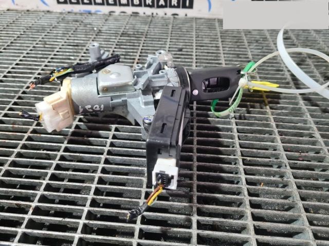 bontott CITROËN C-CROSSER Gyújtáskapcsoló