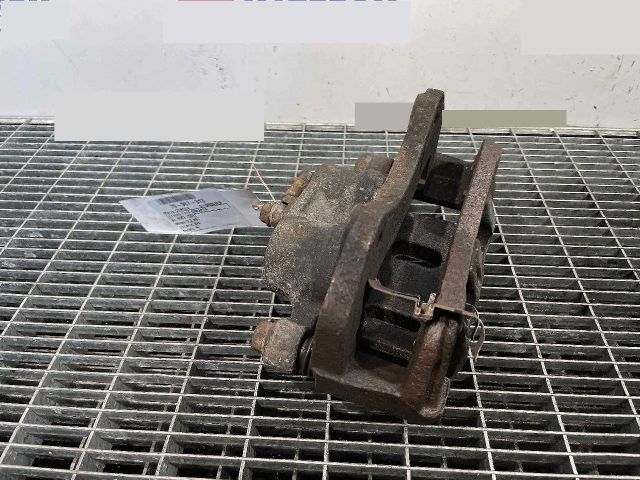 bontott CITROËN C-CROSSER Jobb első Féknyereg Munkahengerrel