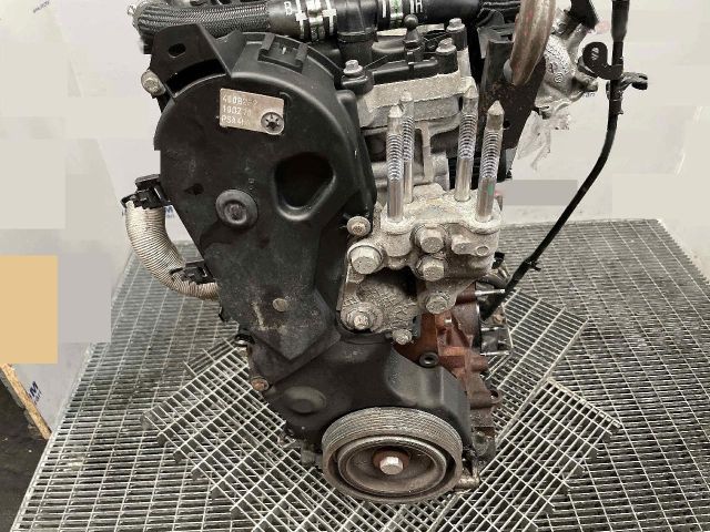 bontott CITROËN C-CROSSER Motor (Fűzött blokk hengerfejjel)