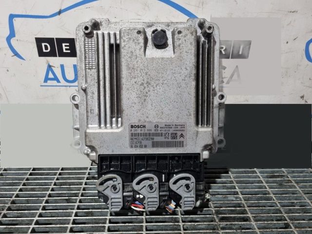 bontott CITROËN C-CROSSER Motorvezérlő