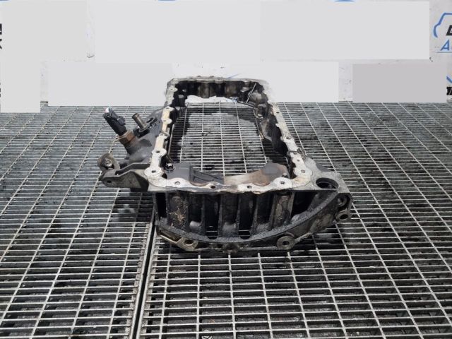 bontott CITROËN C-CROSSER Olajteknő