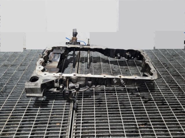 bontott CITROËN C-CROSSER Olajteknő