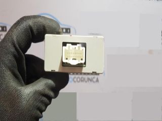 bontott CITROËN C-CROSSER Osztómű Vezérlő Modul