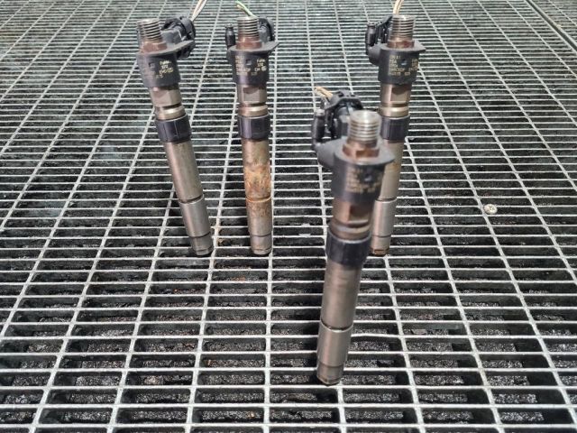 bontott CITROËN C-CROSSER Porlasztó (1 db)