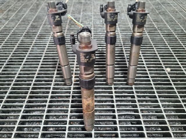 bontott CITROËN C-CROSSER Porlasztó (1 db)