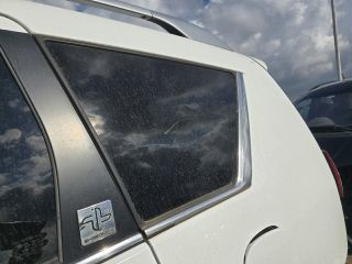 bontott CITROËN C-CROSSER Bal C Oszlop Oldalablak Üveg