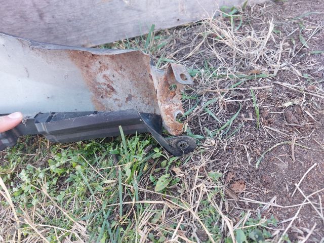 bontott CITROËN C-CROSSER Bal első Sárvédő