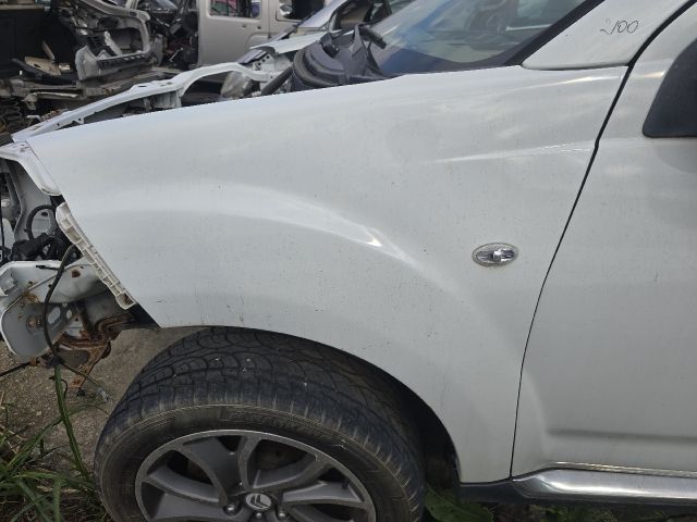 bontott CITROËN C-CROSSER Bal első Sárvédő