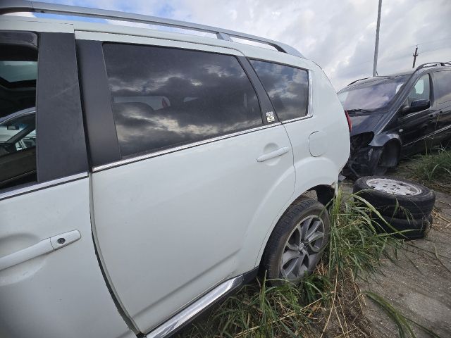 bontott CITROËN C-CROSSER Bal hátsó Ajtó (Üres lemez)