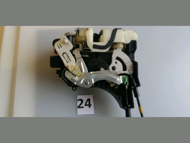 bontott CITROËN C-CROSSER Bal hátsó Ajtózár