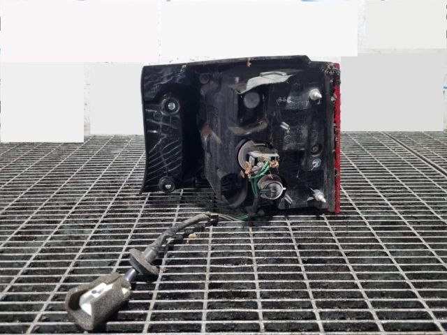 bontott CITROËN C-CROSSER Bal Hátsó Lámpa