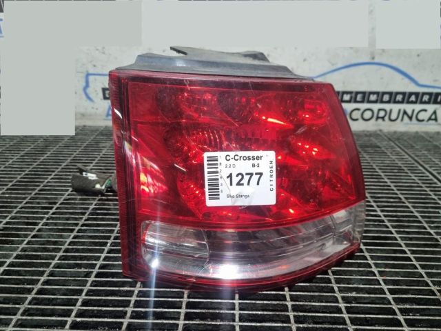 bontott CITROËN C-CROSSER Bal Hátsó Lámpa