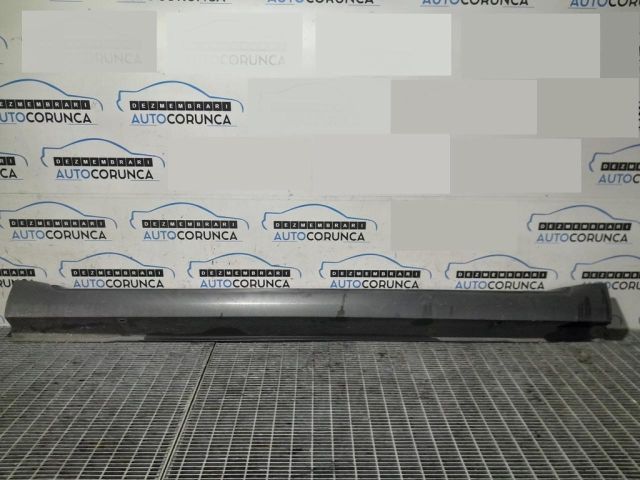 bontott CITROËN C-CROSSER Bal Küszöb