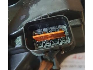 bontott CITROËN C-CROSSER Bal Xenon Fényszóró